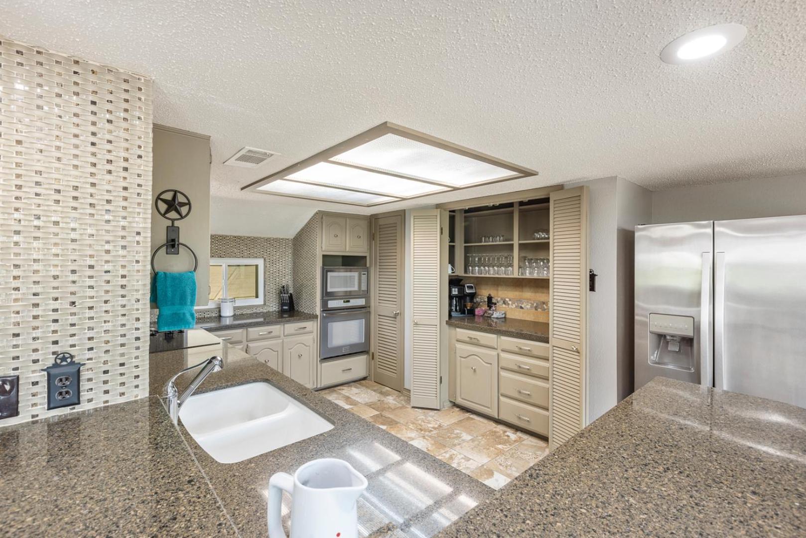 Wine Country Retreat - With A Lake View! Spicewood Luaran gambar